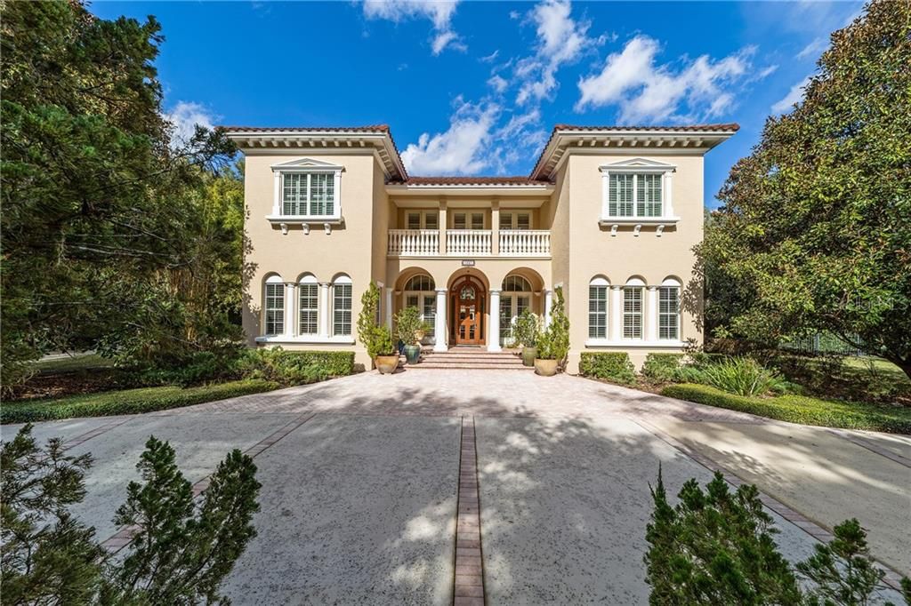 Recently Sold: $1,695,000 (5 beds, 4 baths, 3918 Square Feet)