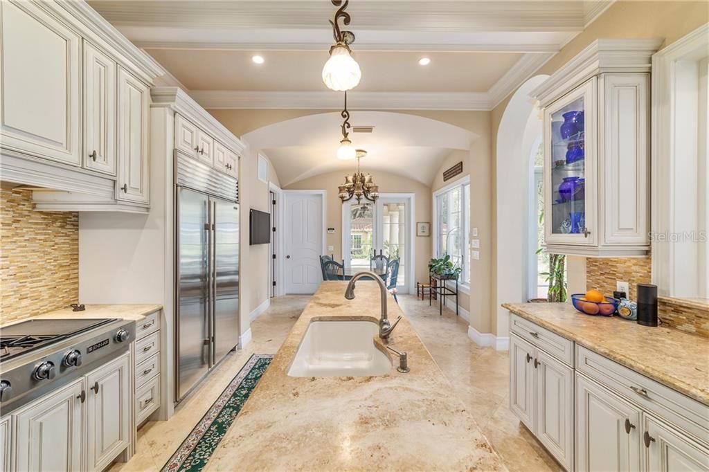 Recently Sold: $1,695,000 (5 beds, 4 baths, 3918 Square Feet)