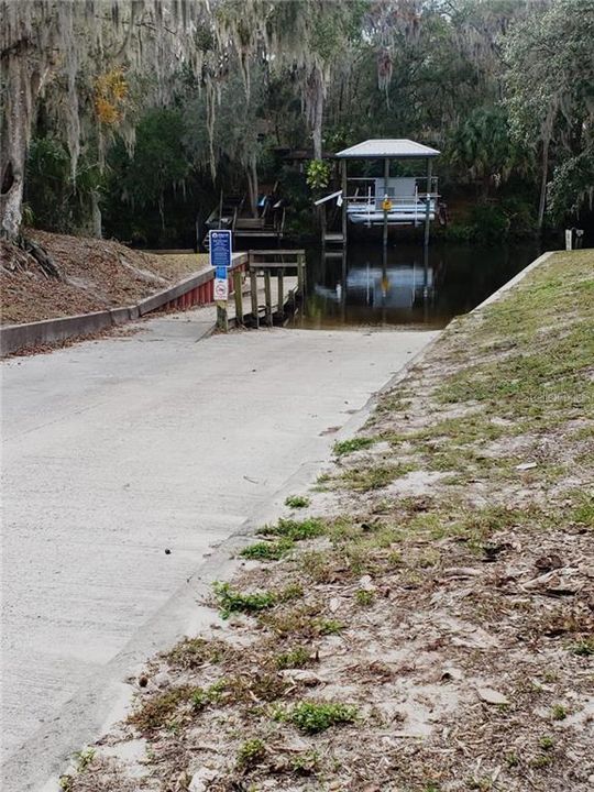 Boat ramp only 1/3 mile away from the lot!!