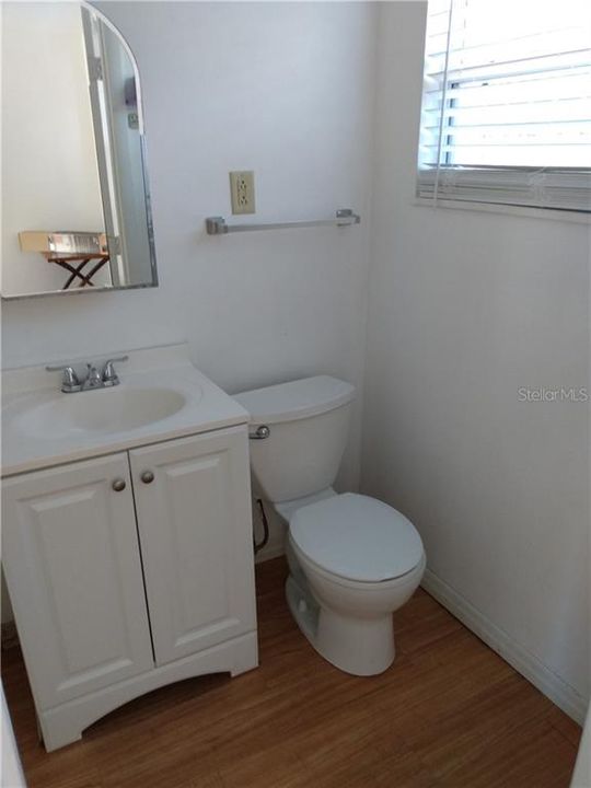 最近租的: $750 (0 贝兹, 1 浴室, 275 平方英尺)