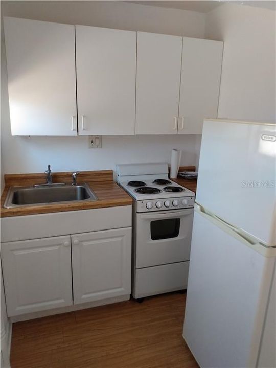 Recently Rented: $750 (0 beds, 1 baths, 275 Square Feet)