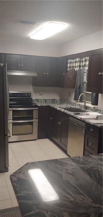 Recently Sold: $187,000 (2 beds, 2 baths, 1436 Square Feet)