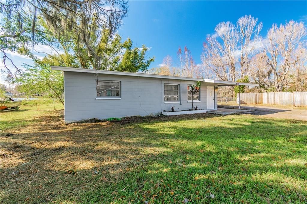 Recently Sold: $150,000 (2 beds, 1 baths, 912 Square Feet)