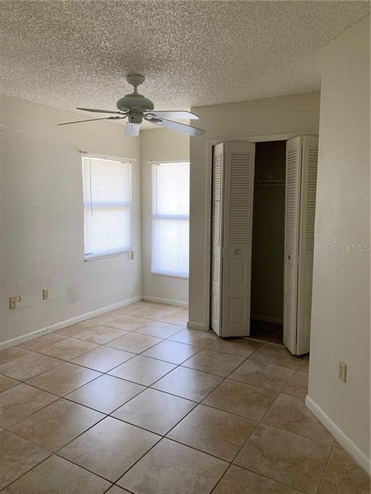 Recently Rented: $885 (2 beds, 1 baths, 1283 Square Feet)