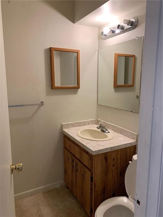 Recently Rented: $885 (2 beds, 1 baths, 1283 Square Feet)