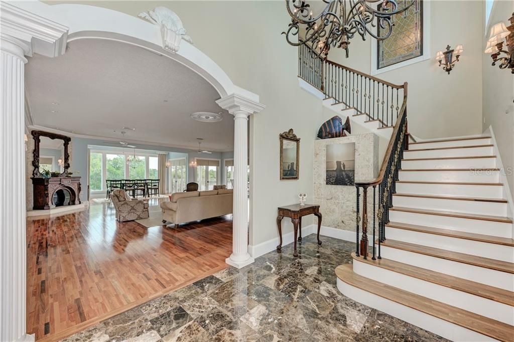 Recently Sold: $1,849,900 (4 beds, 5 baths, 6557 Square Feet)