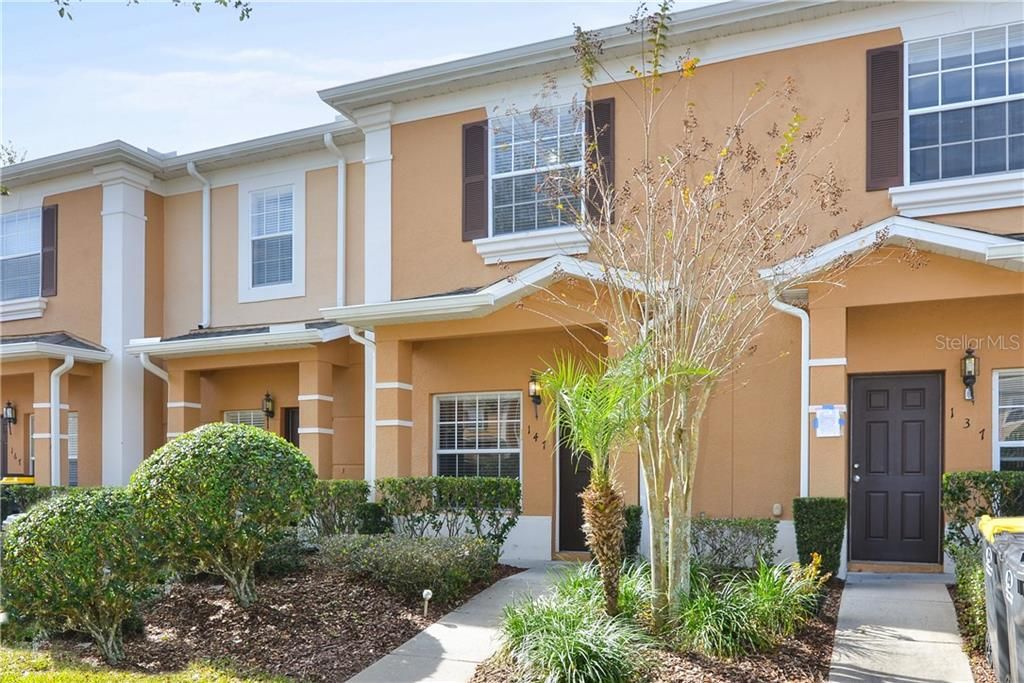 Recently Sold: $167,000 (2 beds, 2 baths, 1076 Square Feet)