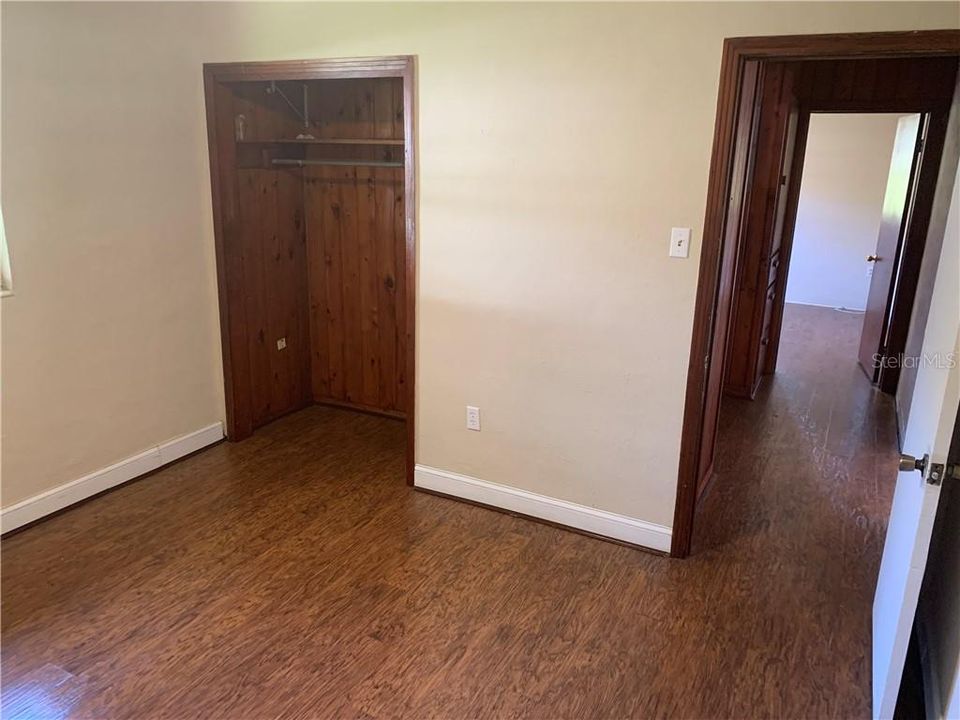 Recently Rented: $1,000 (2 beds, 1 baths, 858 Square Feet)