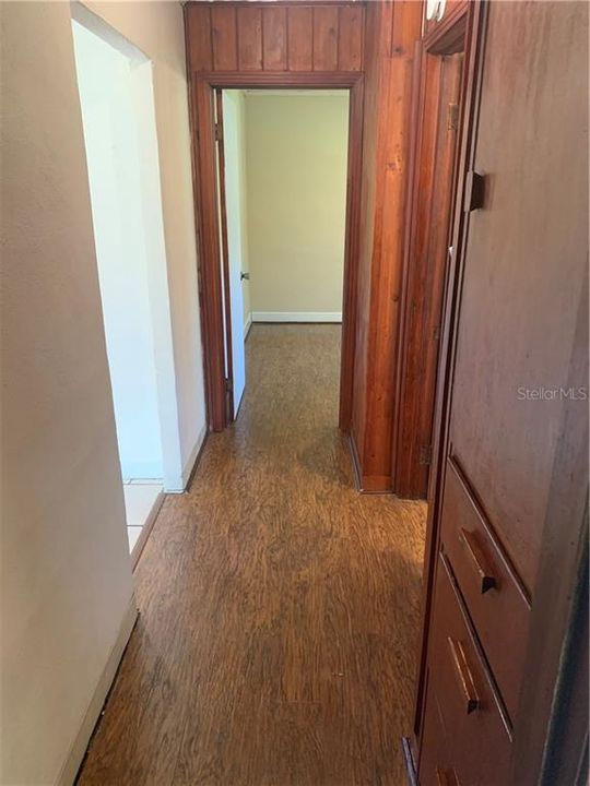 Recently Rented: $1,000 (2 beds, 1 baths, 858 Square Feet)