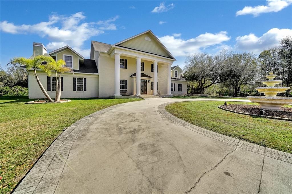 Recently Sold: $1,199,900 (5 beds, 5 baths, 5806 Square Feet)