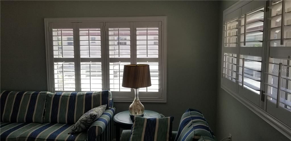 Corner Unit with more light and windows, plus Plantation Shutters on all windows!