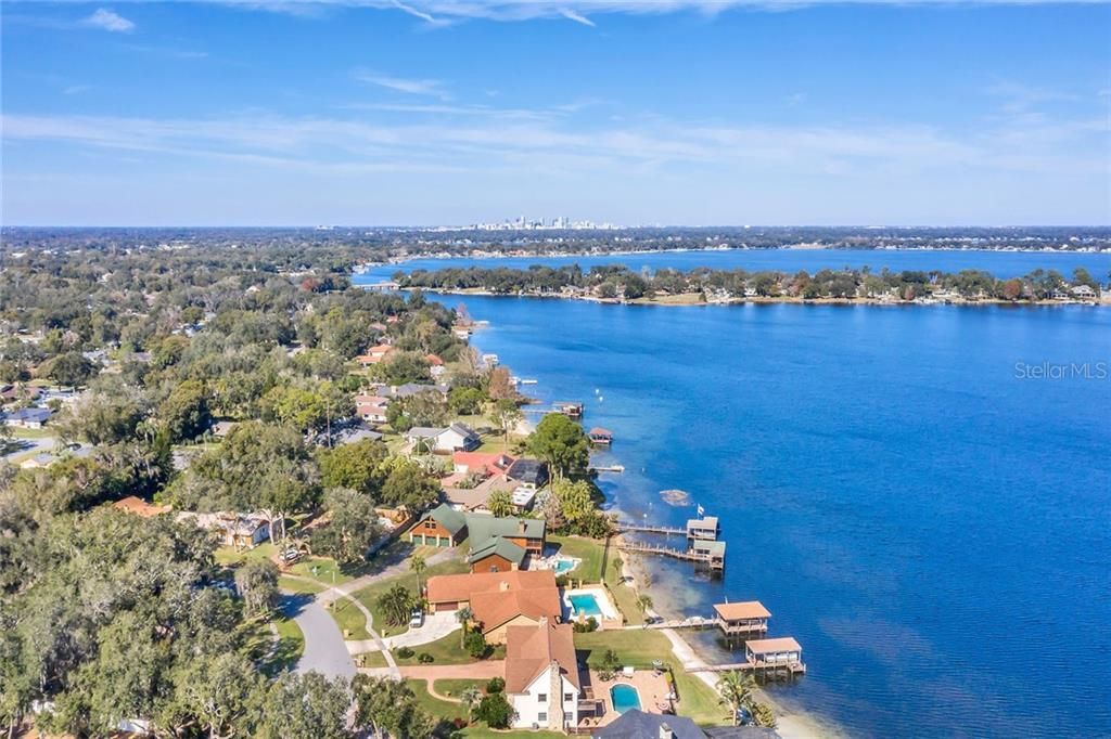 Recently Sold: $1,095,000 (5 beds, 2 baths, 4180 Square Feet)