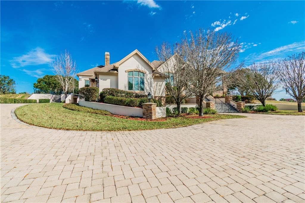 Recently Sold: $1,375,000 (5 beds, 5 baths, 8146 Square Feet)