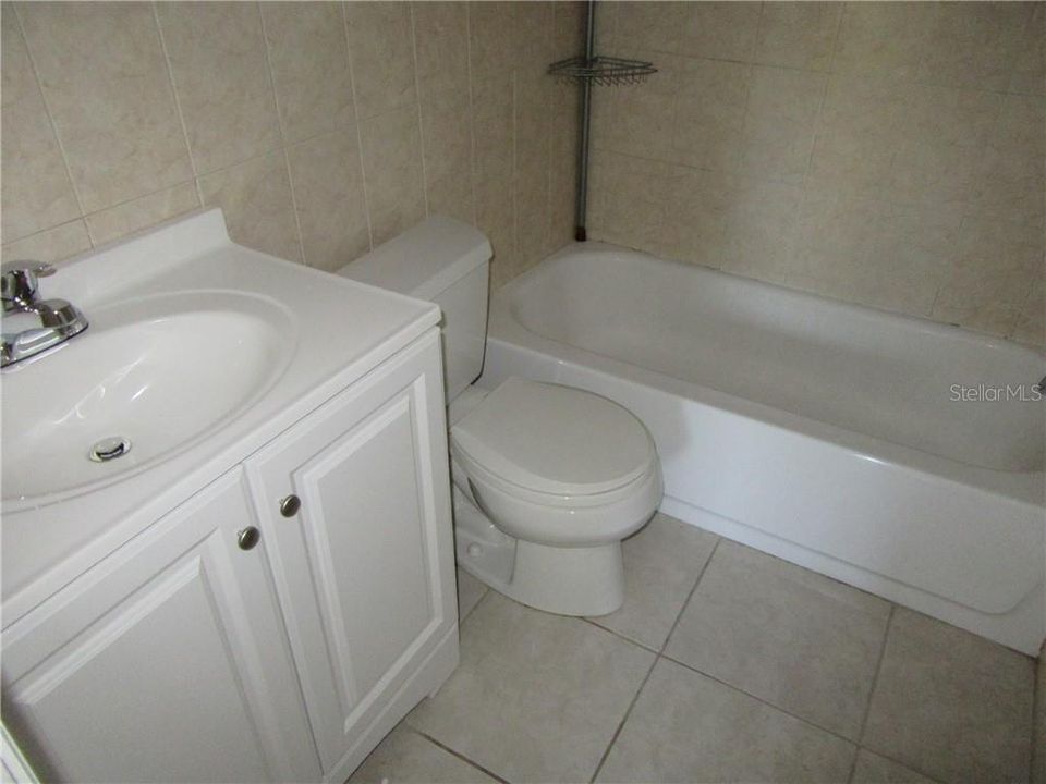 最近租的: $2,200 (4 贝兹, 3 浴室, 1569 平方英尺)