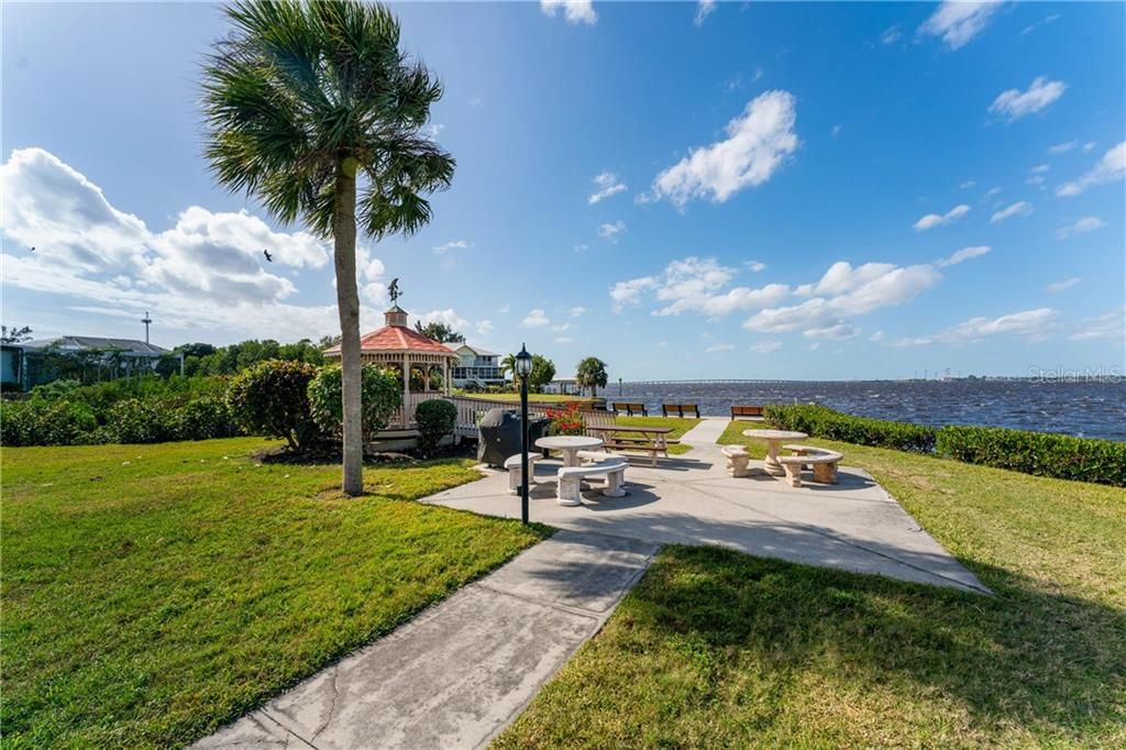 This is a wonderful spot to sit and enjoy the beautiful view of Charlotte Harbor