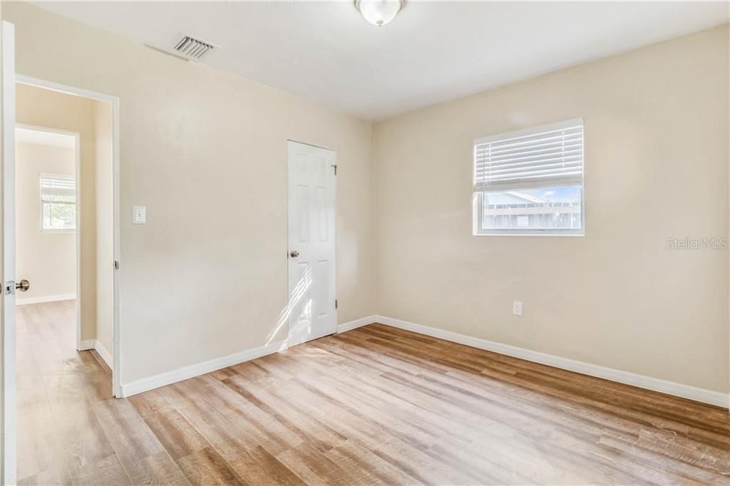 Recently Rented: $1,395 (4 beds, 2 baths, 1492 Square Feet)
