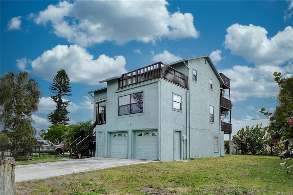 最近售出: $695,000 (0 贝兹, 0 浴室, 1923 平方英尺)