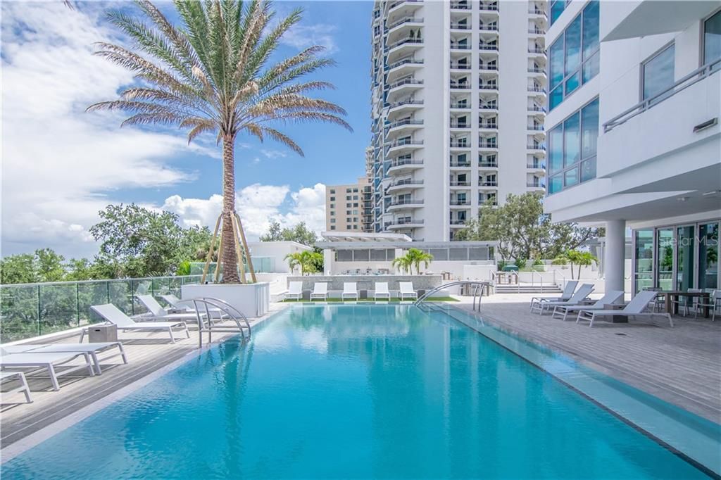 Recently Sold: $3,395,000 (4 beds, 4 baths, 4411 Square Feet)