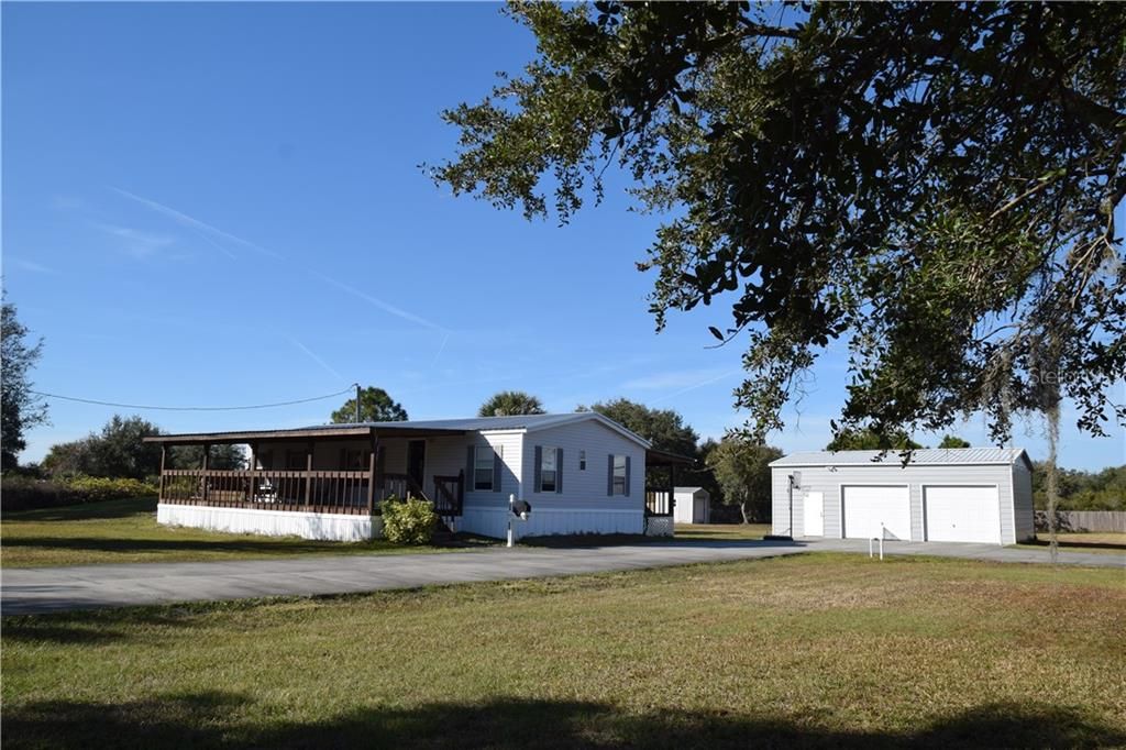 Recently Sold: $159,000 (3 beds, 2 baths, 1104 Square Feet)