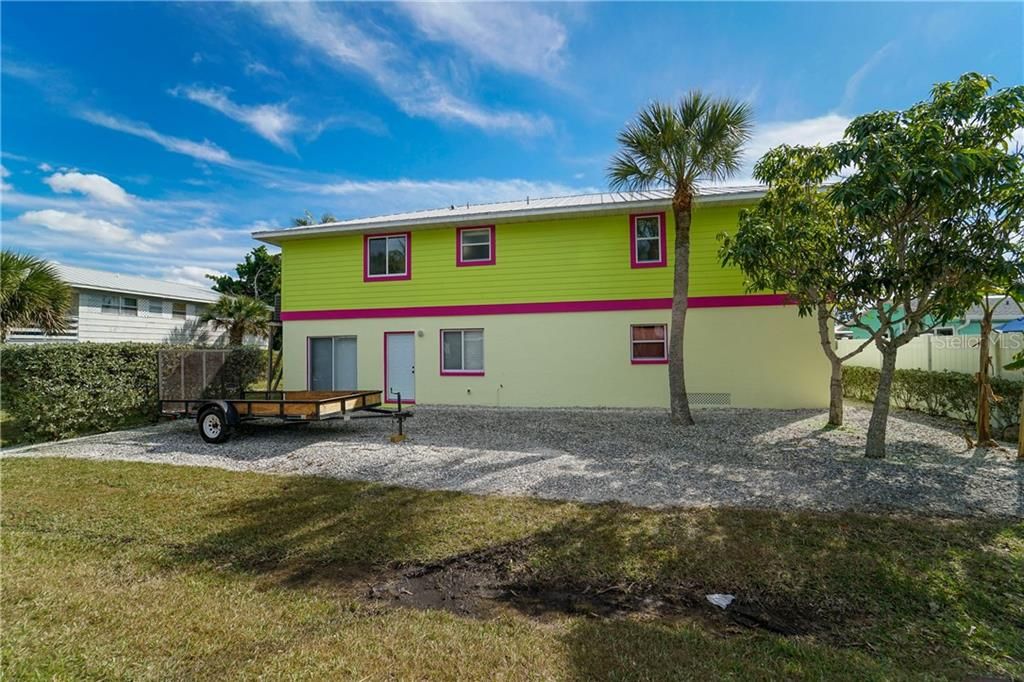 Vendido Recientemente: $599,000 (3 camas, 2 baños, 1418 Pies cuadrados)