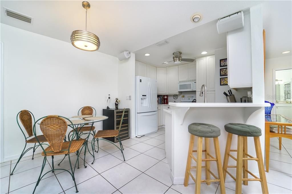 Recently Sold: $599,000 (3 beds, 2 baths, 1418 Square Feet)
