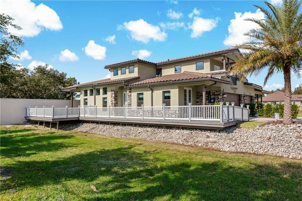 Recently Sold: $449,999 (3 beds, 3 baths, 1697 Square Feet)