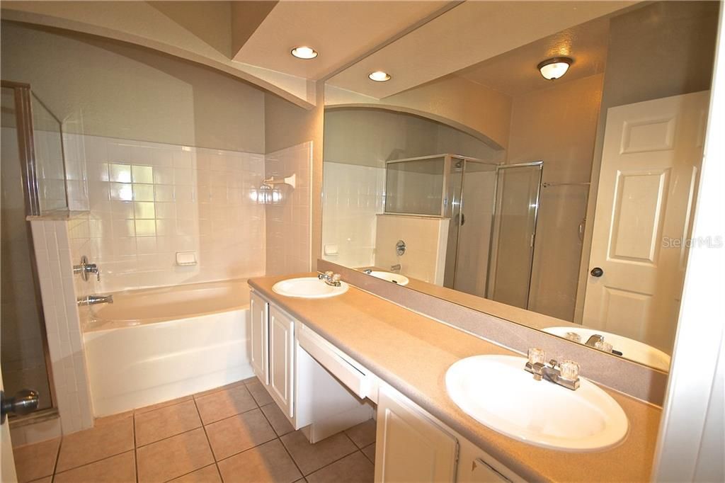 最近租的: $1,695 (3 贝兹, 2 浴室, 1731 平方英尺)