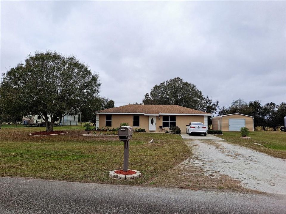 Recently Sold: $199,000 (3 beds, 1 baths, 1300 Square Feet)