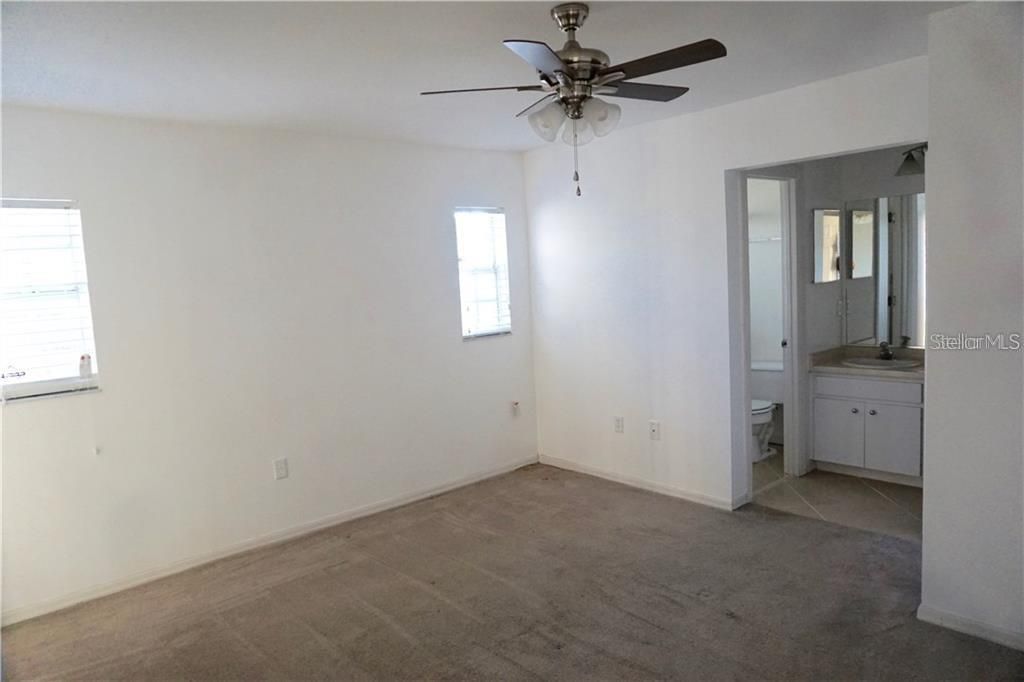 Recently Rented: $1,400 (3 beds, 2 baths, 1180 Square Feet)