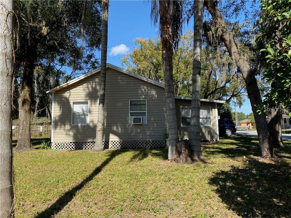 Recently Sold: $99,000 (3 beds, 1 baths, 770 Square Feet)