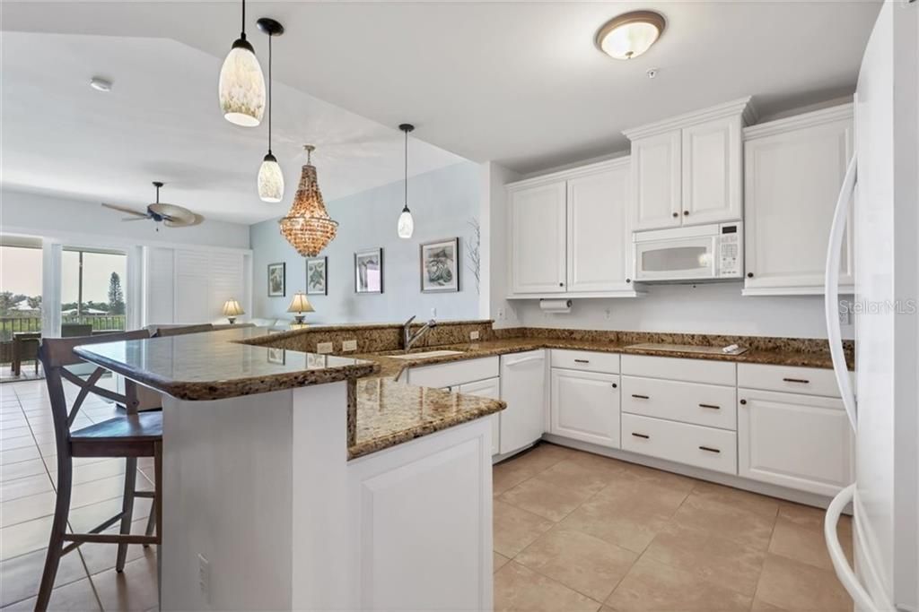 Recently Sold: $439,000 (2 beds, 2 baths, 1688 Square Feet)