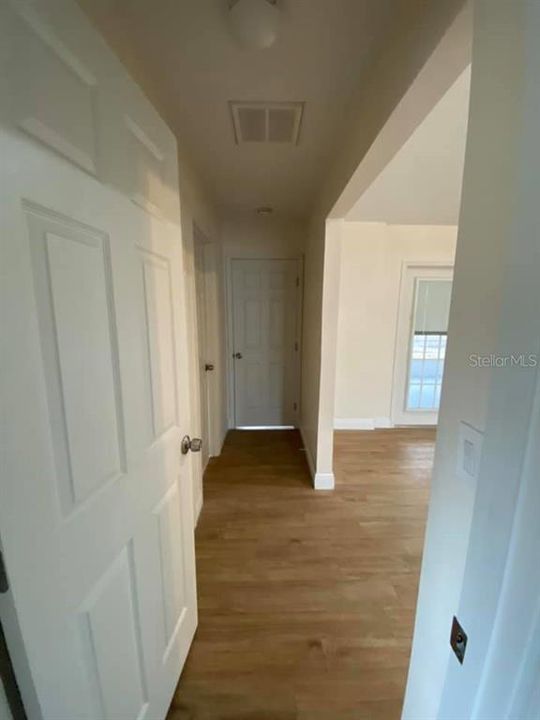 Recently Rented: $1,500 (3 beds, 2 baths, 1418 Square Feet)