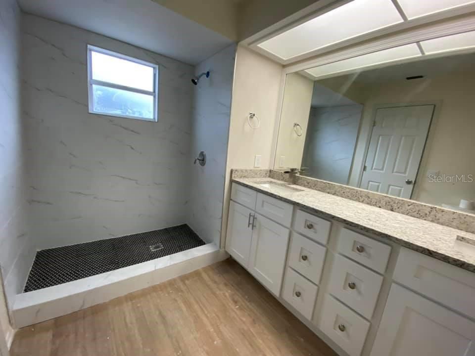 Recently Rented: $1,500 (3 beds, 2 baths, 1418 Square Feet)