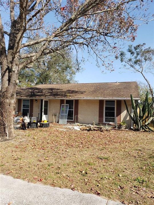 Recently Sold: $183,400 (4 beds, 2 baths, 1849 Square Feet)