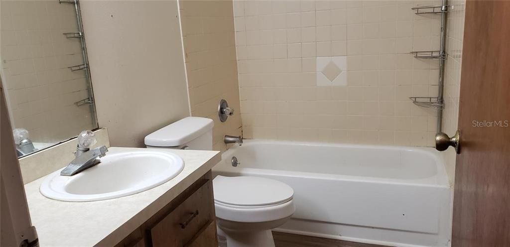 Recently Rented: $725 (2 beds, 2 baths, 854 Square Feet)