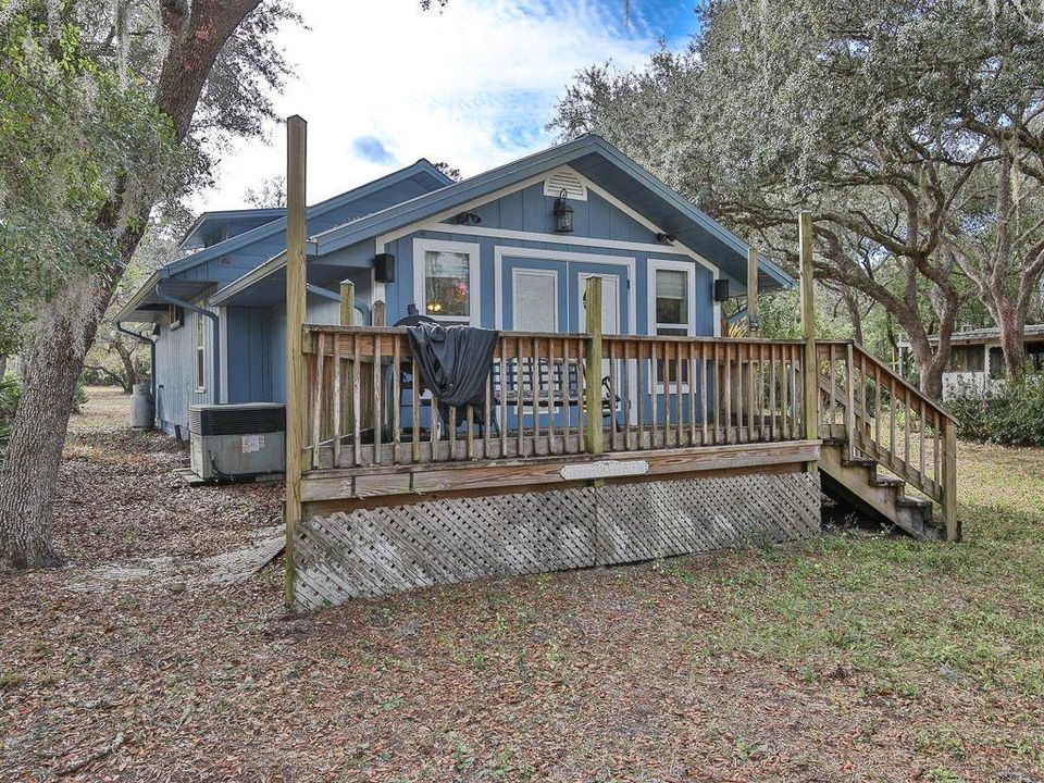 25925 Blue Lakes Dr, Paisley, FL 32767. Another porch in the back!
