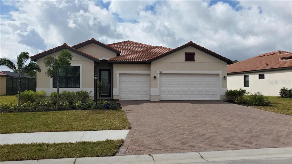 Recently Sold: $422,299 (4 beds, 3 baths, 2764 Square Feet)