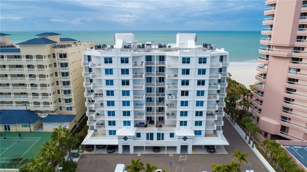 Recently Sold: $1,599,999 (3 beds, 2 baths, 2175 Square Feet)