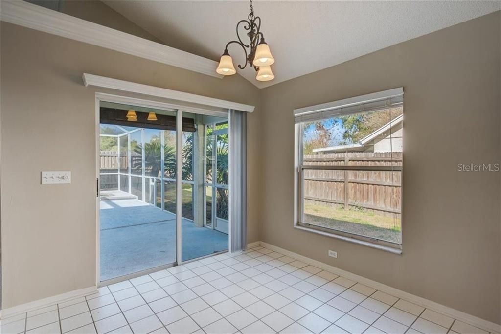 Recently Sold: $265,000 (3 beds, 2 baths, 1495 Square Feet)