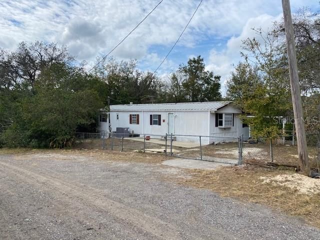 Recently Sold: $60,000 (3 beds, 2 baths, 1128 Square Feet)