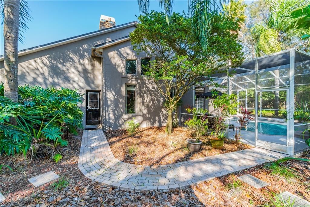 Recently Sold: $649,900 (4 beds, 3 baths, 3168 Square Feet)