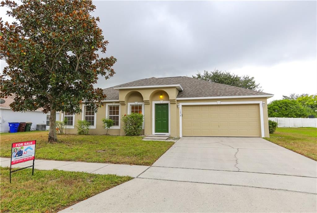 Recently Sold: $260,000 (3 beds, 2 baths, 1972 Square Feet)
