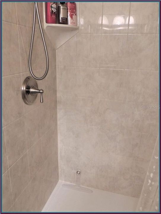 Easy Clean Guest Shower