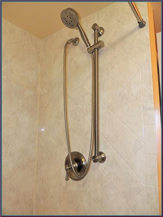 Easy Clean Master Shower