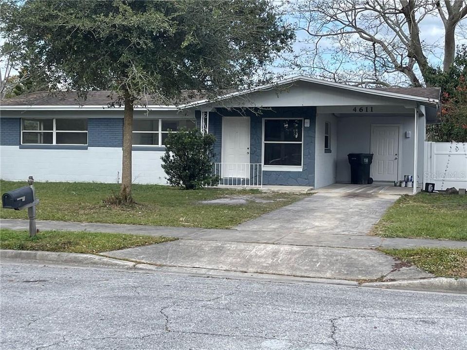 Recently Sold: $160,000 (3 beds, 1 baths, 836 Square Feet)