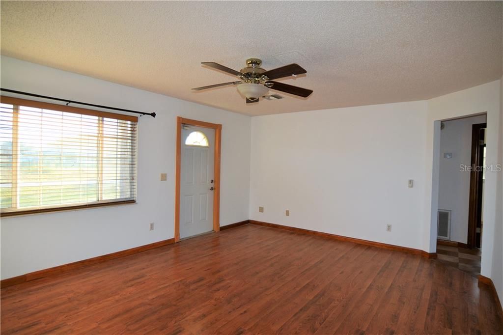 Recently Sold: $85,000 (2 beds, 1 baths, 768 Square Feet)
