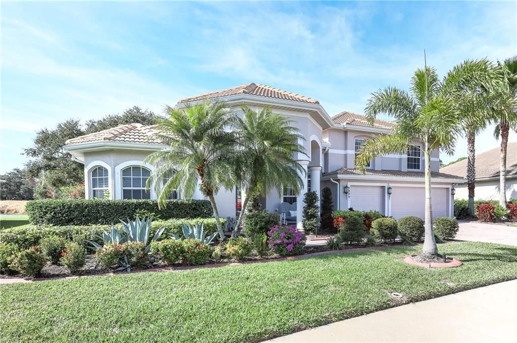 Recently Sold: $710,000 (5 beds, 4 baths, 3424 Square Feet)