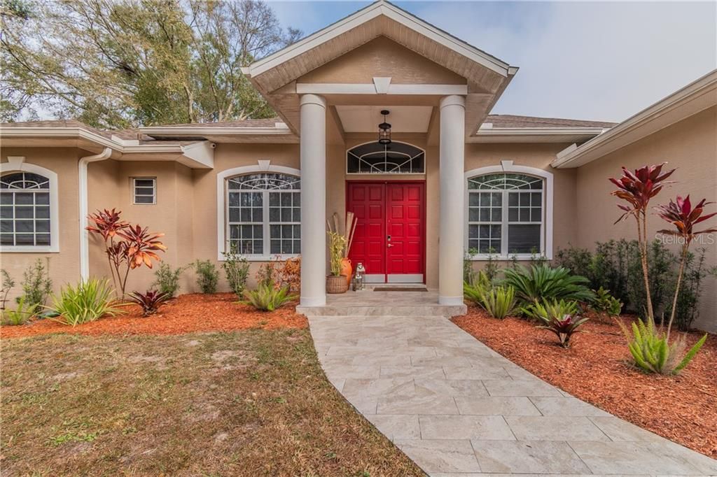 Recently Sold: $625,000 (5 beds, 3 baths, 3184 Square Feet)