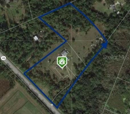 lines highlighted around three parcels included with sale from mls maps