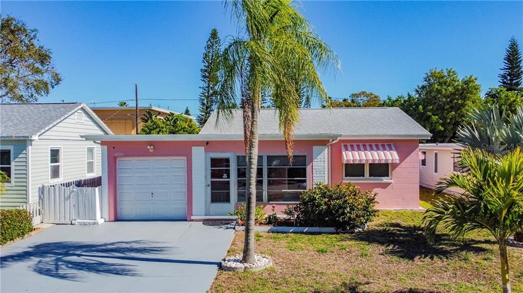 Недавно продано: $434,900 (2 спален, 2 ванн, 1173 Квадратных фут)